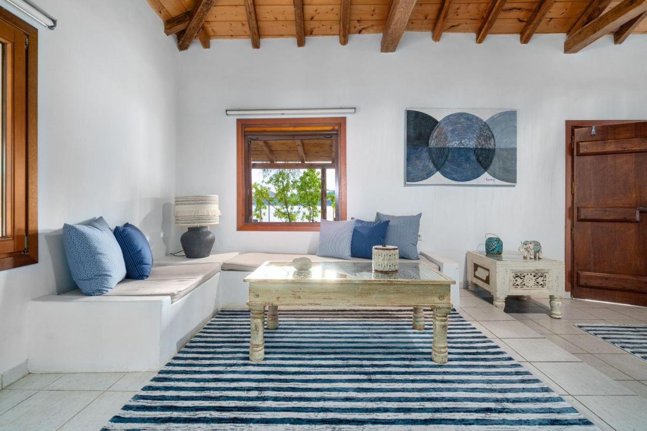 Amouage Boutique Home Kolios Екстер'єр фото
